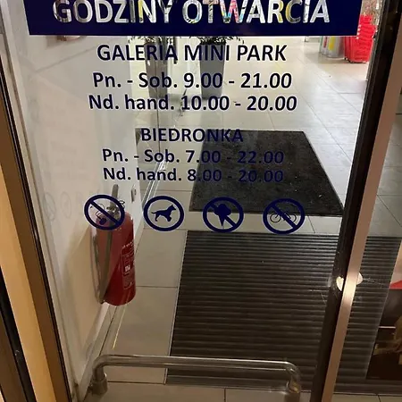 شقة Kawalerka Sloneczna Osiedle Dobrzec